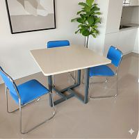  TABLE Carrée